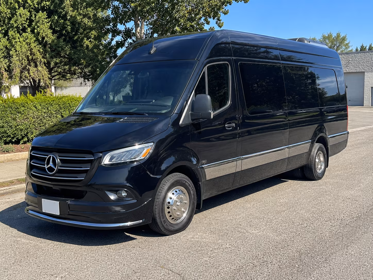 8 passenger sprinter van
